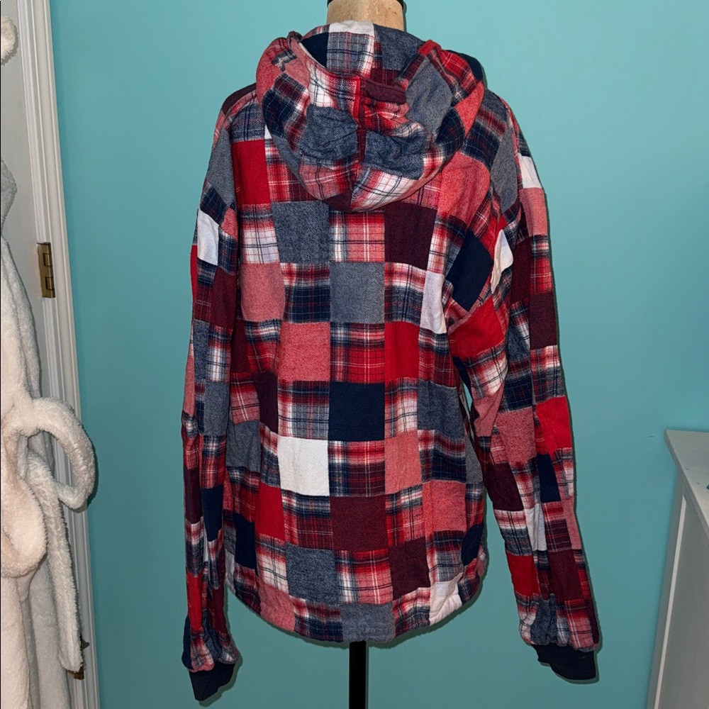 Vermont Flannel Co. Flannel - Picture 5 of 6